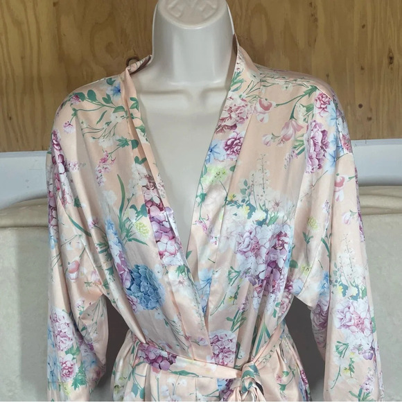 Flora Nikrooz pastel floral kimono satin robe women’s M/L bridal hydrangea print - Picture 8 of 10